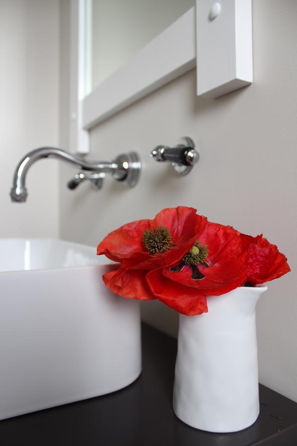 Browns Boutique Bed And Breakfast Whanganui Exterior foto